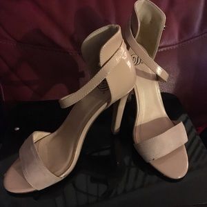 6.5 High heel sandals Nude straps ankle peep toe